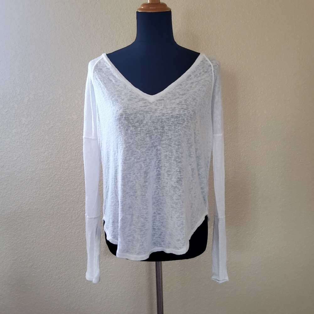 Rails V-Neck White Long Sleeve Drop Shoulder Knit Top Size XS NWOT